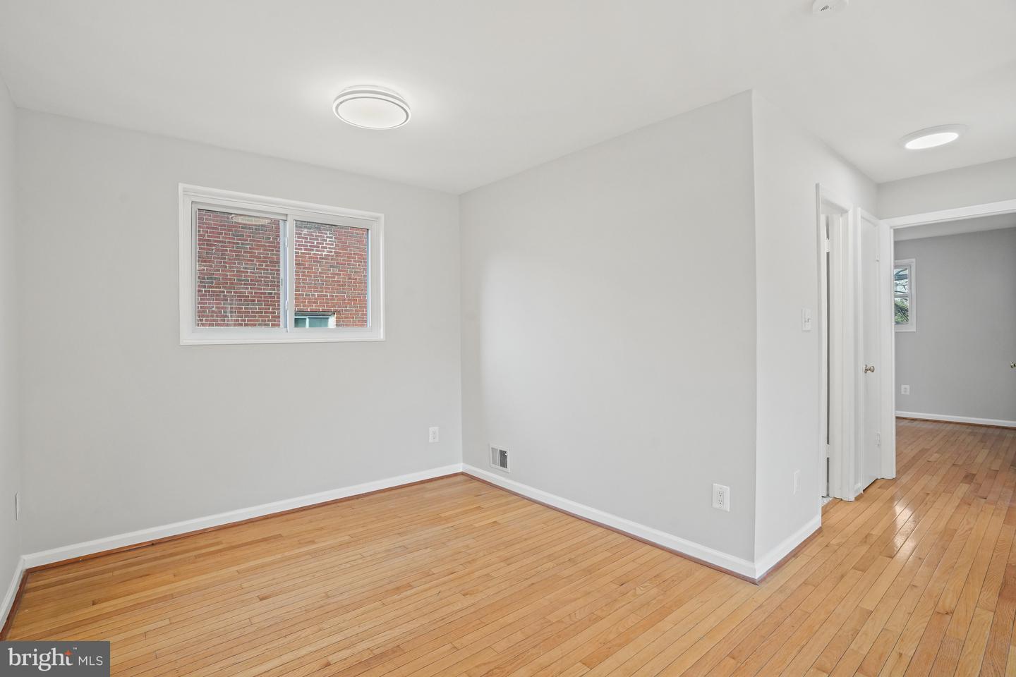 1138 N STAFFORD ST, ARLINGTON, Virginia 22201, 6 Bedrooms Bedrooms, ,3 BathroomsBathrooms,Residential,For sale,1138 N STAFFORD ST,VAAR2064788 MLS # VAAR2064788