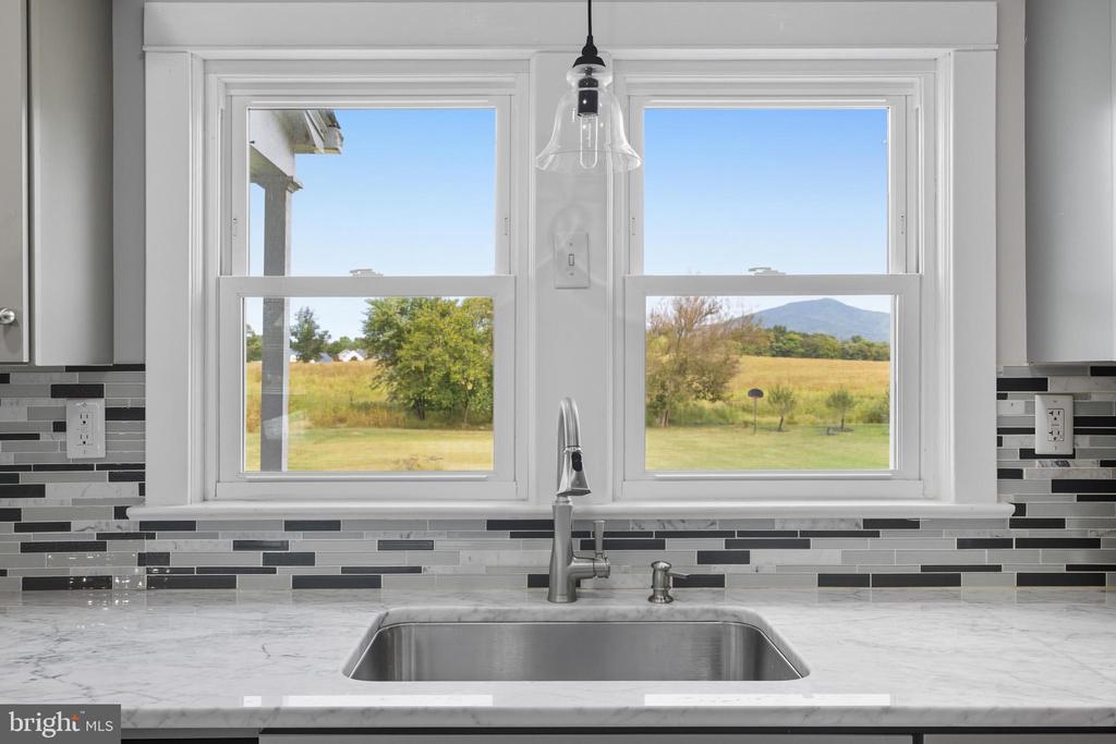 161 RESERVOIR AVE, LURAY, Virginia 22835, 5 Bedrooms Bedrooms, ,2 BathroomsBathrooms,Residential,161 RESERVOIR AVE,VAPA2005364 MLS # VAPA2005364