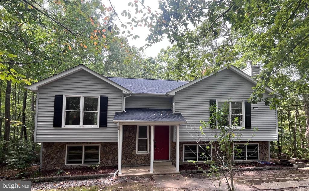 12814 PLANTATION DR, SPOTSYLVANIA, Virginia 22551, 3 Bedrooms Bedrooms, ,3 BathroomsBathrooms,Residential,12814 PLANTATION DR,VASP2035804 MLS # VASP2035804