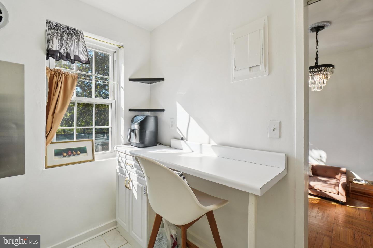 6610 10TH ST #A2, ALEXANDRIA, Virginia 22307, 2 Bedrooms Bedrooms, ,1 BathroomBathrooms,Residential,For sale,6610 10TH ST #A2,VAFX2247310 MLS # VAFX2247310