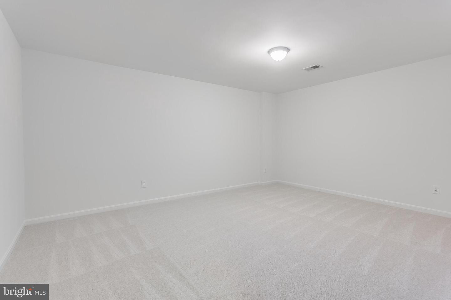 43088 CANDLEWICK SQ, LEESBURG, Virginia 20176, 3 Bedrooms Bedrooms, ,3 BathroomsBathrooms,Residential,For sale,43088 CANDLEWICK SQ,VALO2101004 MLS # VALO2101004