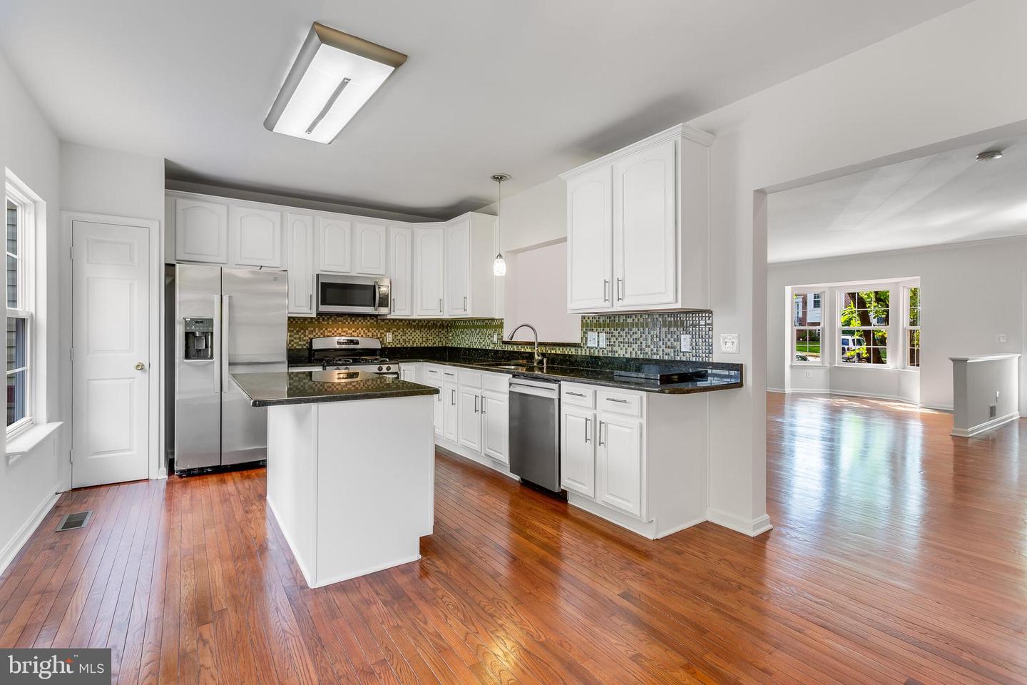 43088 CANDLEWICK SQ, LEESBURG, Virginia 20176, 3 Bedrooms Bedrooms, ,3 BathroomsBathrooms,Residential,For sale,43088 CANDLEWICK SQ,VALO2101004 MLS # VALO2101004