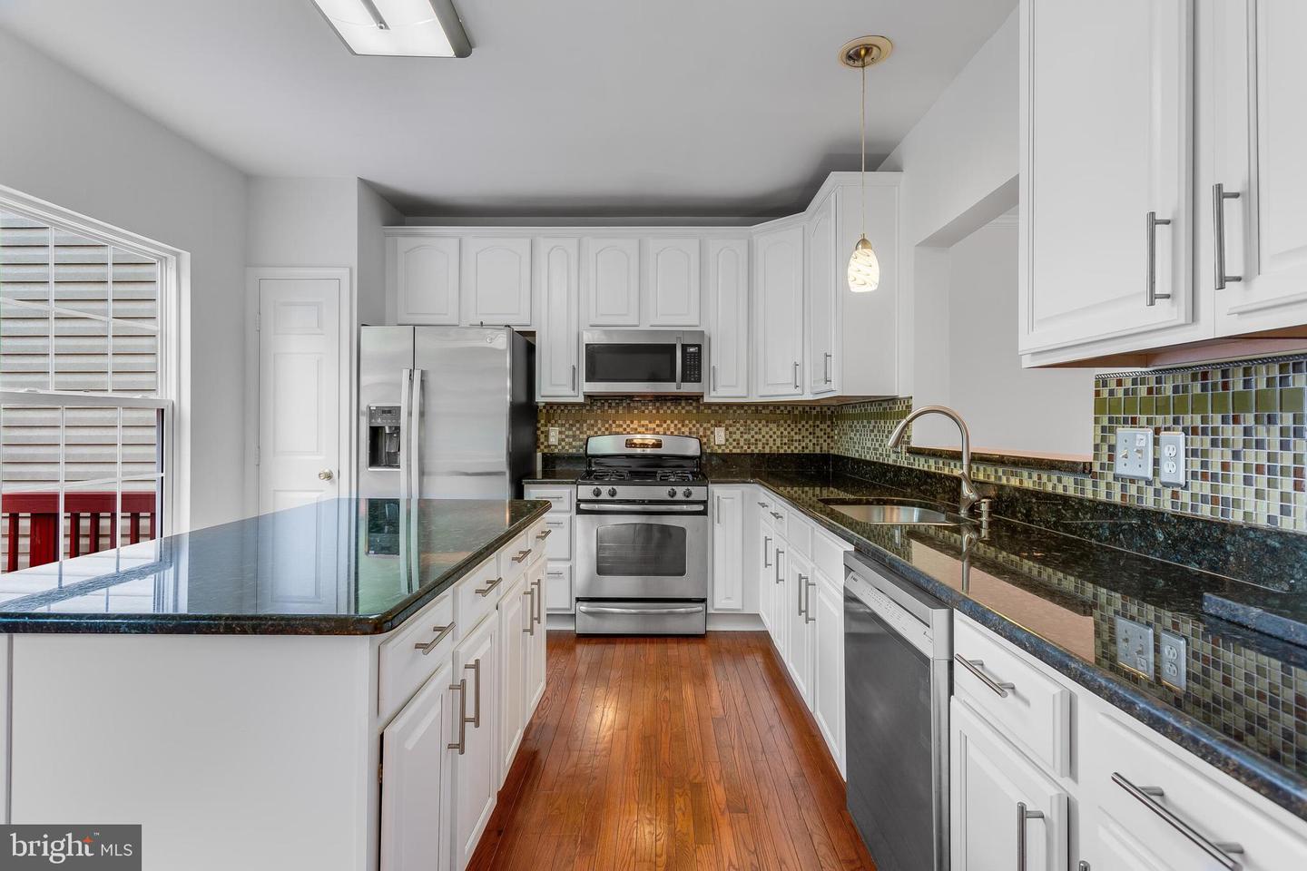 43088 CANDLEWICK SQ, LEESBURG, Virginia 20176, 3 Bedrooms Bedrooms, ,3 BathroomsBathrooms,Residential,For sale,43088 CANDLEWICK SQ,VALO2101004 MLS # VALO2101004