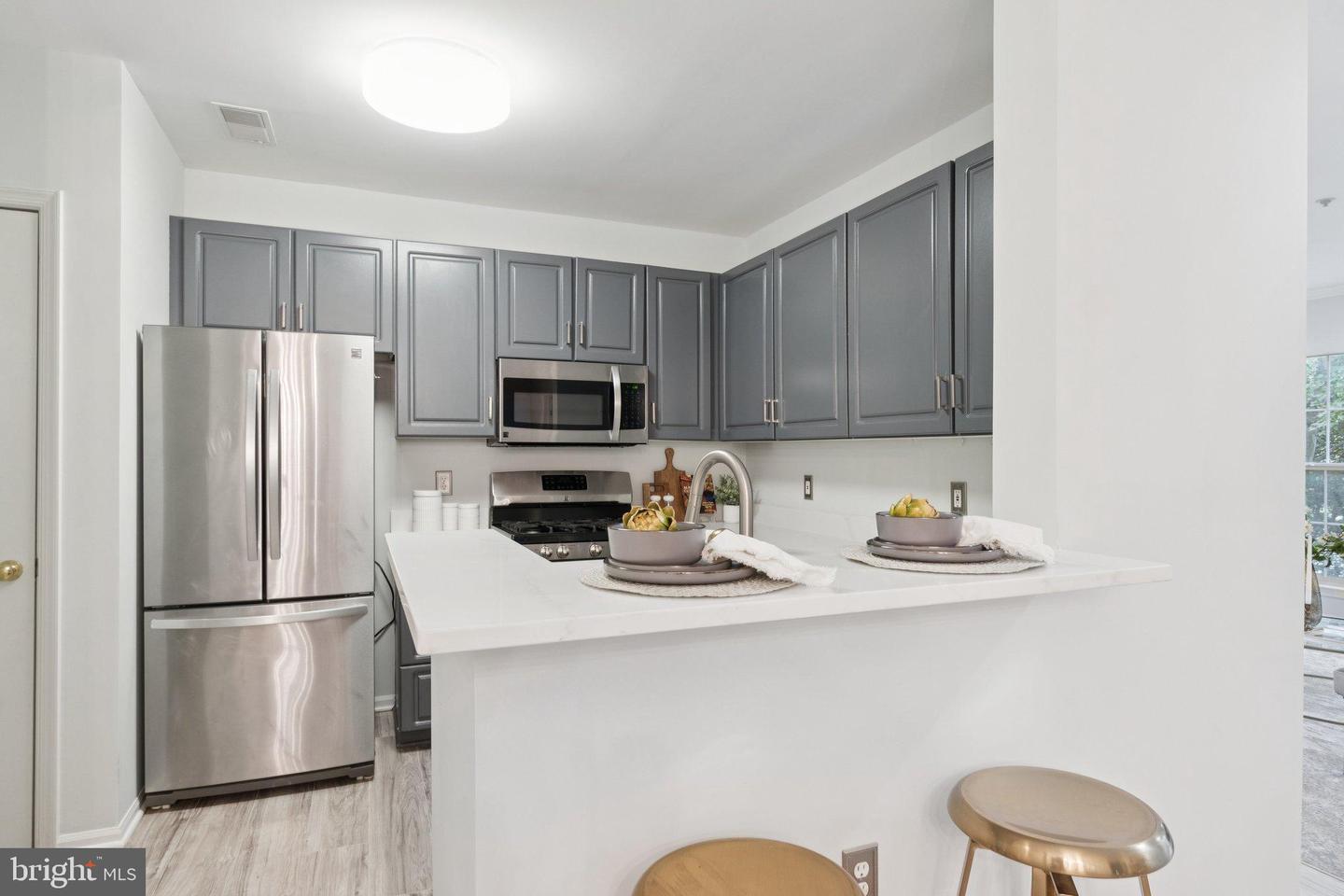 7011 FALLS REACH DR #309, FALLS CHURCH, Virginia 22043, 2 Bedrooms Bedrooms, 7 Rooms Rooms,2 BathroomsBathrooms,Residential,For sale,7011 FALLS REACH DR #309,VAFX2258242 MLS # VAFX2258242