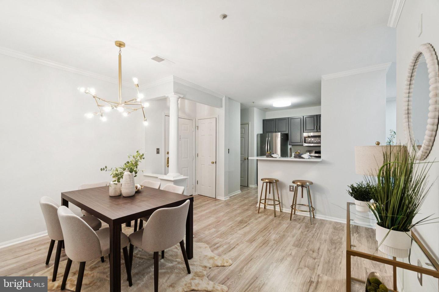 7011 FALLS REACH DR #309, FALLS CHURCH, Virginia 22043, 2 Bedrooms Bedrooms, 7 Rooms Rooms,2 BathroomsBathrooms,Residential,For sale,7011 FALLS REACH DR #309,VAFX2258242 MLS # VAFX2258242