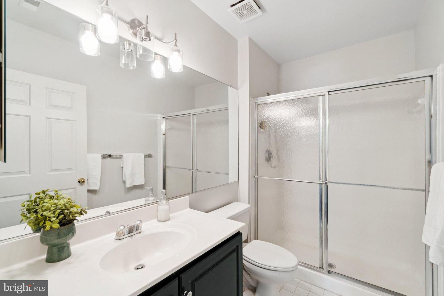 7011 FALLS REACH DR #309, FALLS CHURCH, Virginia 22043, 2 Bedrooms Bedrooms, 7 Rooms Rooms,2 BathroomsBathrooms,Residential,For sale,7011 FALLS REACH DR #309,VAFX2258242 MLS # VAFX2258242