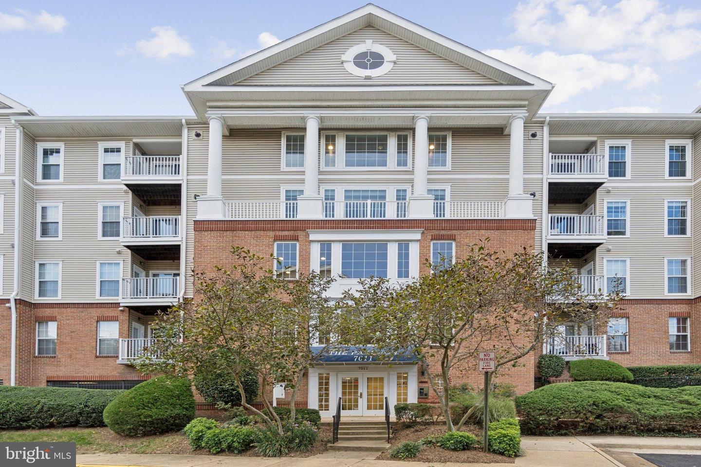 7011 FALLS REACH DR #309, FALLS CHURCH, Virginia 22043, 2 Bedrooms Bedrooms, 7 Rooms Rooms,2 BathroomsBathrooms,Residential,For sale,7011 FALLS REACH DR #309,VAFX2258242 MLS # VAFX2258242