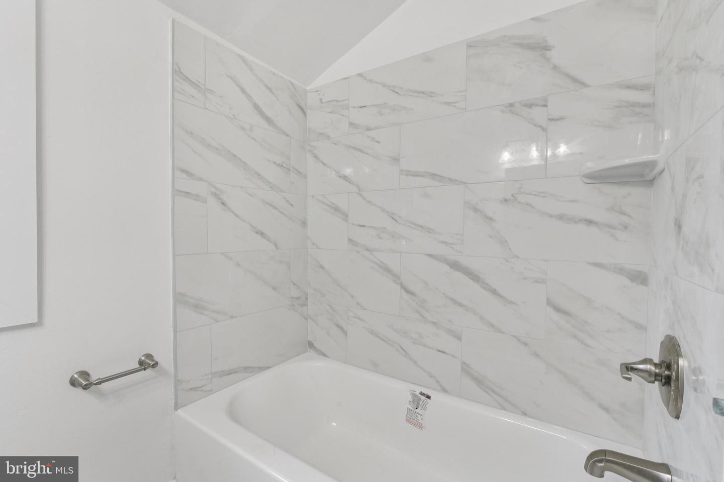 24 55TH ST NE, WASHINGTON, District Of Columbia 20019, 2 Bedrooms Bedrooms, ,1 BathroomBathrooms,Residential,For sale,24 55TH ST NE,DCDC2212854 MLS # DCDC2212854