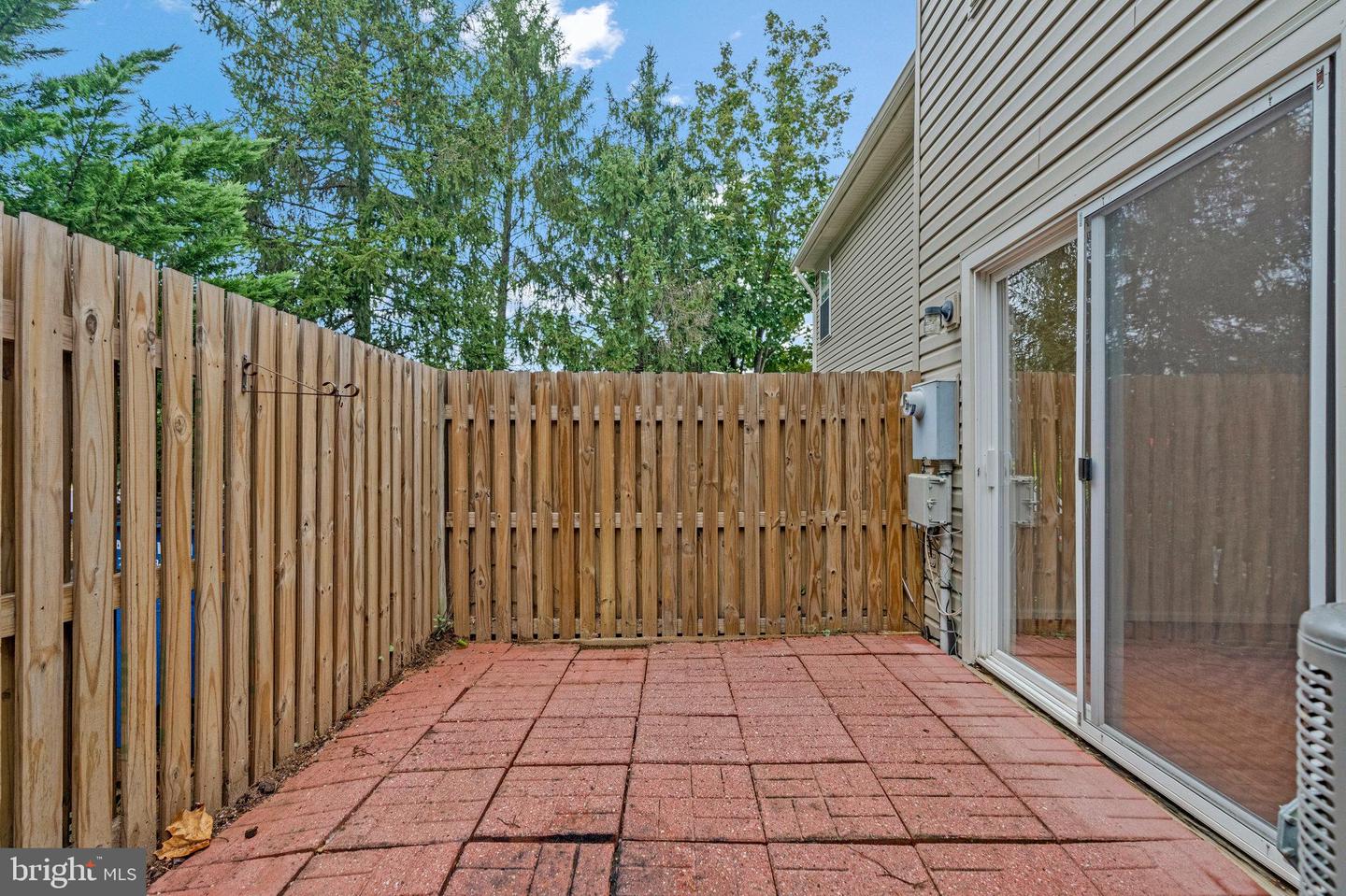 20395 BRIGHTCREST TER, ASHBURN, Virginia 20147, 2 Bedrooms Bedrooms, ,2 BathroomsBathrooms,Residential,For sale,20395 BRIGHTCREST TER,VALO2104370 MLS # VALO2104370
