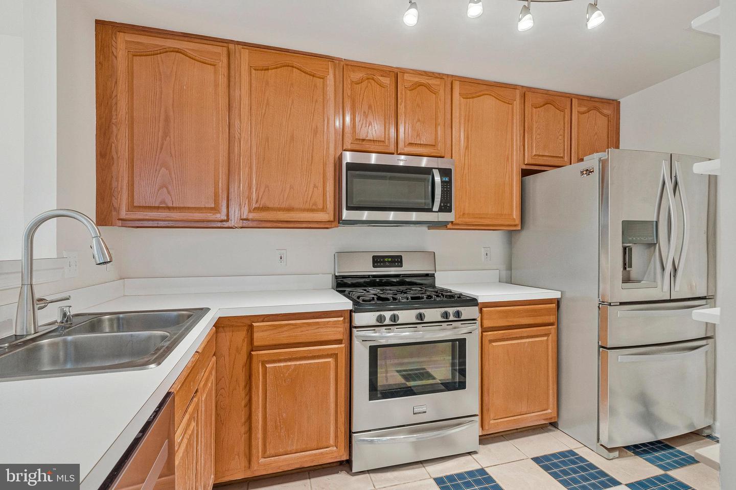 20395 BRIGHTCREST TER, ASHBURN, Virginia 20147, 2 Bedrooms Bedrooms, ,2 BathroomsBathrooms,Residential,For sale,20395 BRIGHTCREST TER,VALO2104370 MLS # VALO2104370