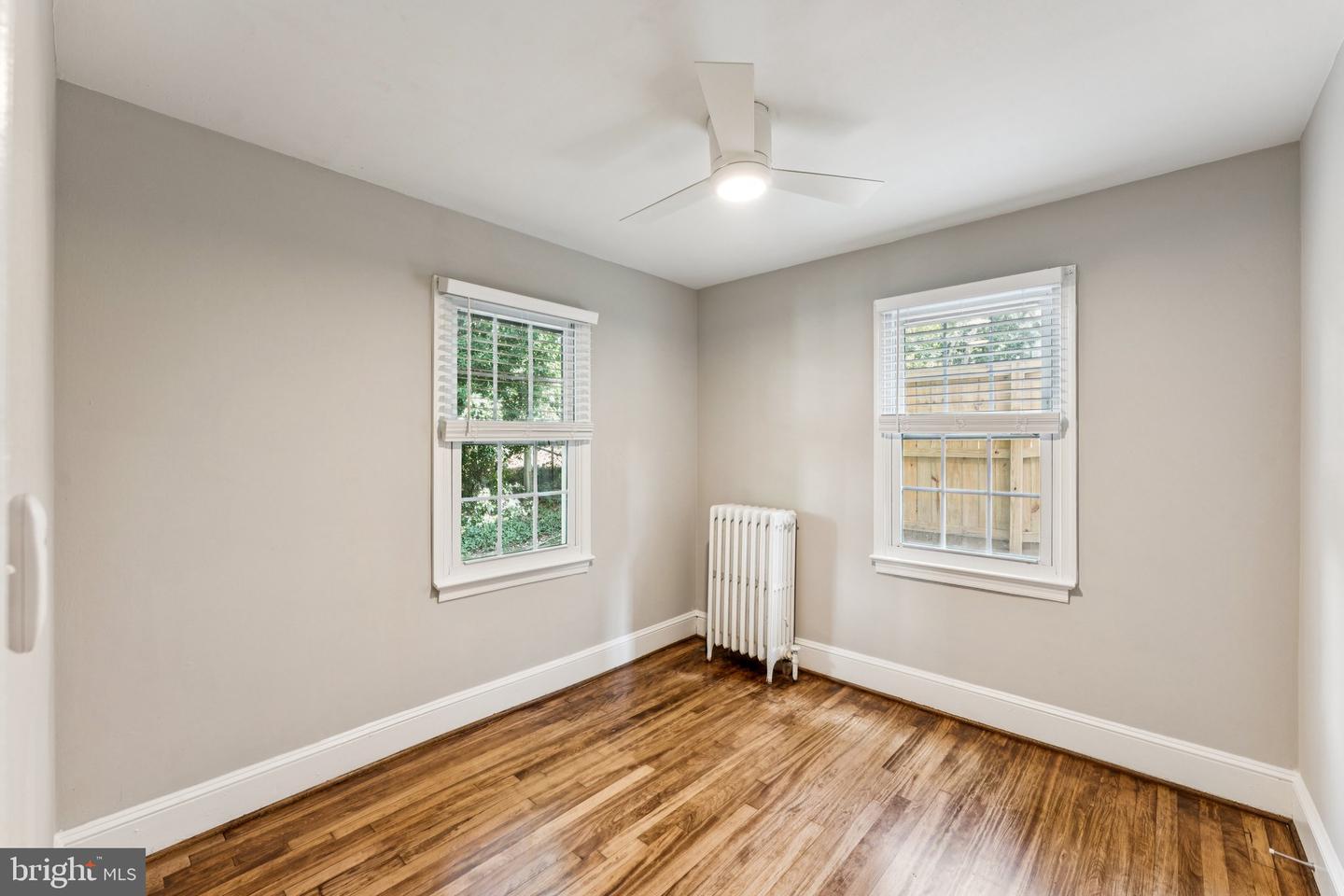 2153 N TAYLOR ST, ARLINGTON, Virginia 22207, 4 Bedrooms Bedrooms, ,2 BathroomsBathrooms,Residential,For sale,2153 N TAYLOR ST,VAAR2062438 MLS # VAAR2062438