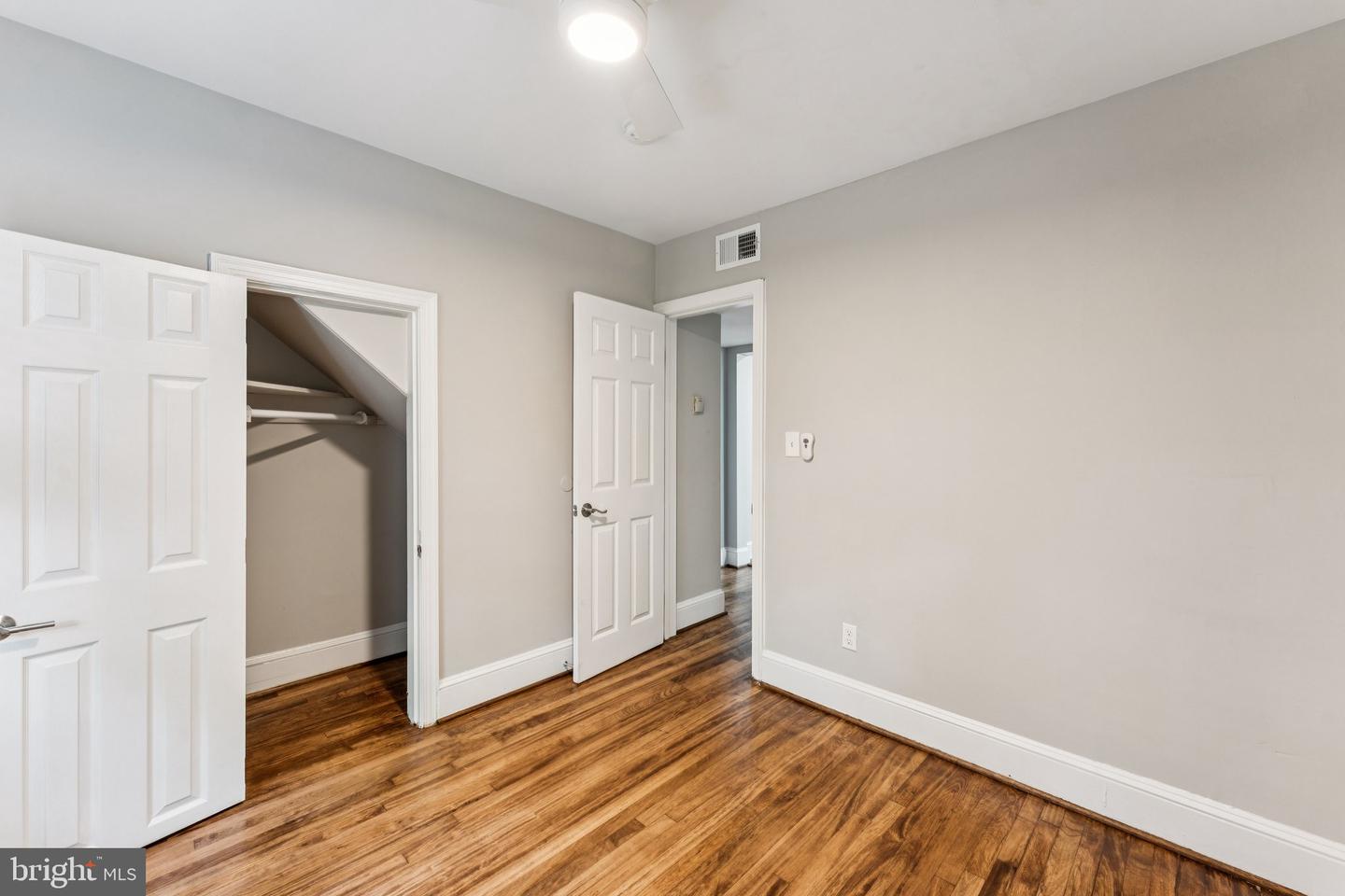 2153 N TAYLOR ST, ARLINGTON, Virginia 22207, 4 Bedrooms Bedrooms, ,2 BathroomsBathrooms,Residential,For sale,2153 N TAYLOR ST,VAAR2062438 MLS # VAAR2062438