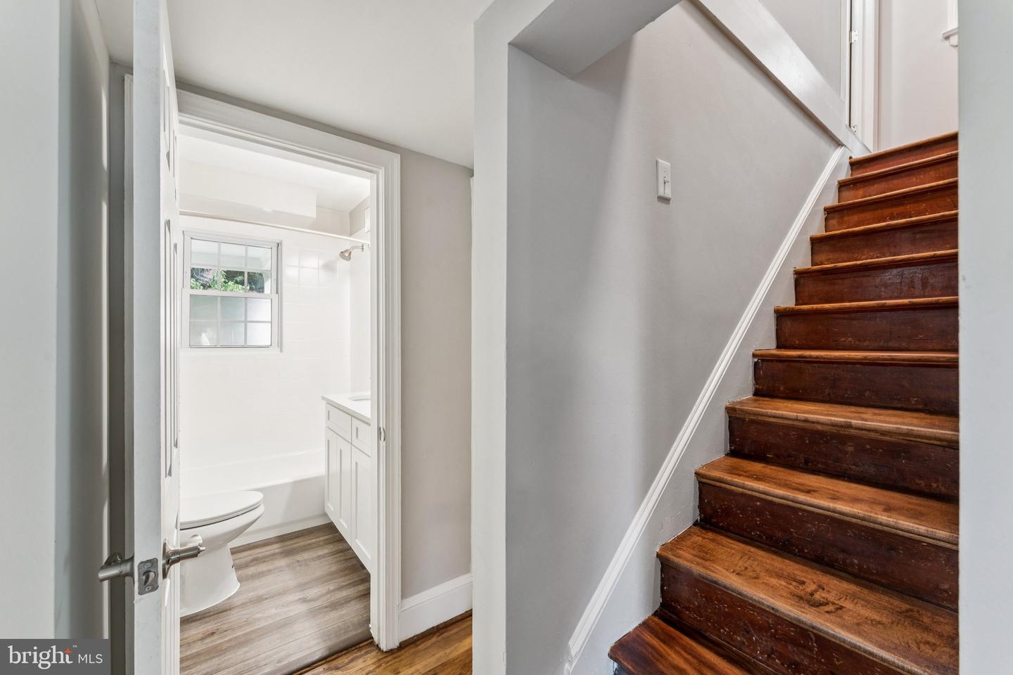 2153 N TAYLOR ST, ARLINGTON, Virginia 22207, 4 Bedrooms Bedrooms, ,2 BathroomsBathrooms,Residential,For sale,2153 N TAYLOR ST,VAAR2062438 MLS # VAAR2062438