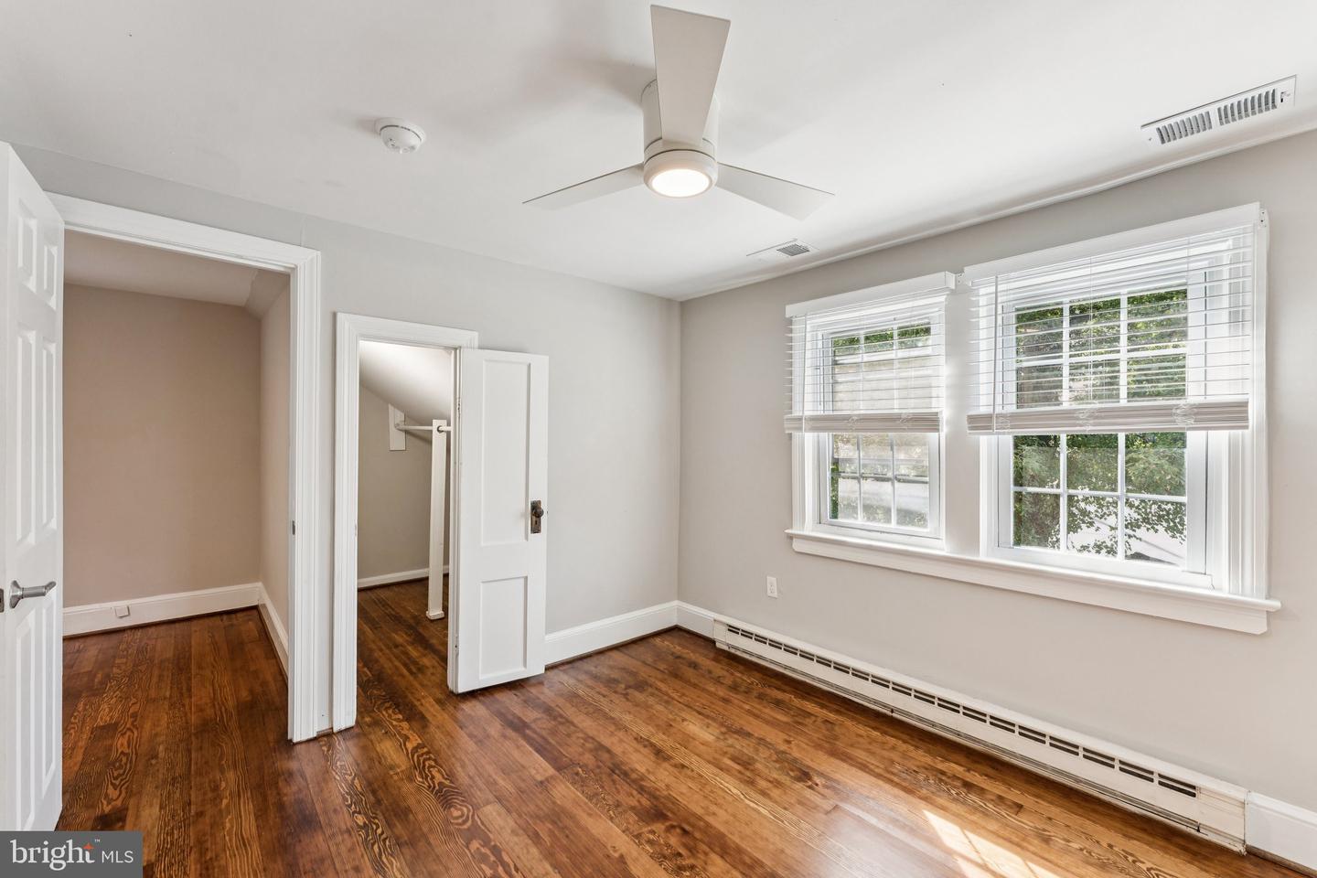 2153 N TAYLOR ST, ARLINGTON, Virginia 22207, 4 Bedrooms Bedrooms, ,2 BathroomsBathrooms,Residential,For sale,2153 N TAYLOR ST,VAAR2062438 MLS # VAAR2062438