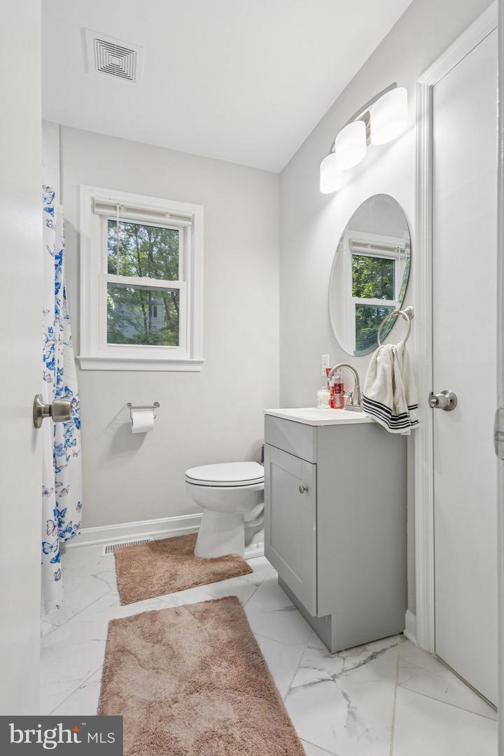 11 ROSEWOOD ST, FREDERICKSBURG, Virginia 22405, 4 Bedrooms Bedrooms, ,3 BathroomsBathrooms,Residential,For sale,11 ROSEWOOD ST,VAST2042038 MLS # VAST2042038