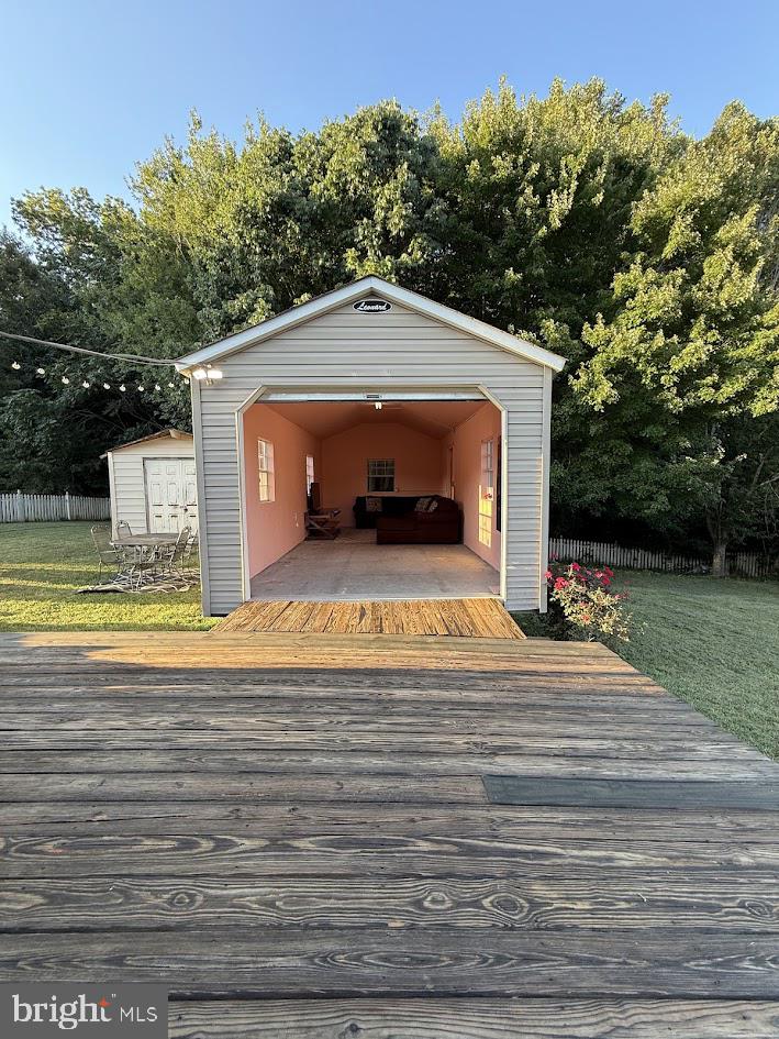 7239 SMITH STATION RD, FREDERICKSBURG, Virginia 22407, 4 Bedrooms Bedrooms, 4 Rooms Rooms,2 BathroomsBathrooms,Residential,For sale,7239 SMITH STATION RD,VASP2035740 MLS # VASP2035740