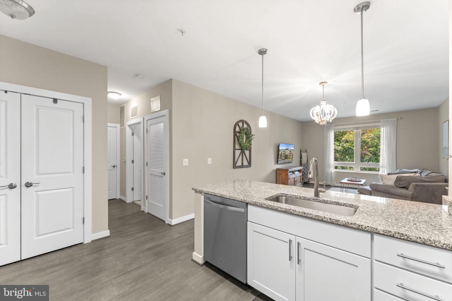 9450 SILVER KING CT #308, FAIRFAX, Virginia 22031, 1 Bedroom Bedrooms, 2 Rooms Rooms,1 BathroomBathrooms,Residential,For sale,9450 SILVER KING CT #308,VAFC2006858 MLS # VAFC2006858
