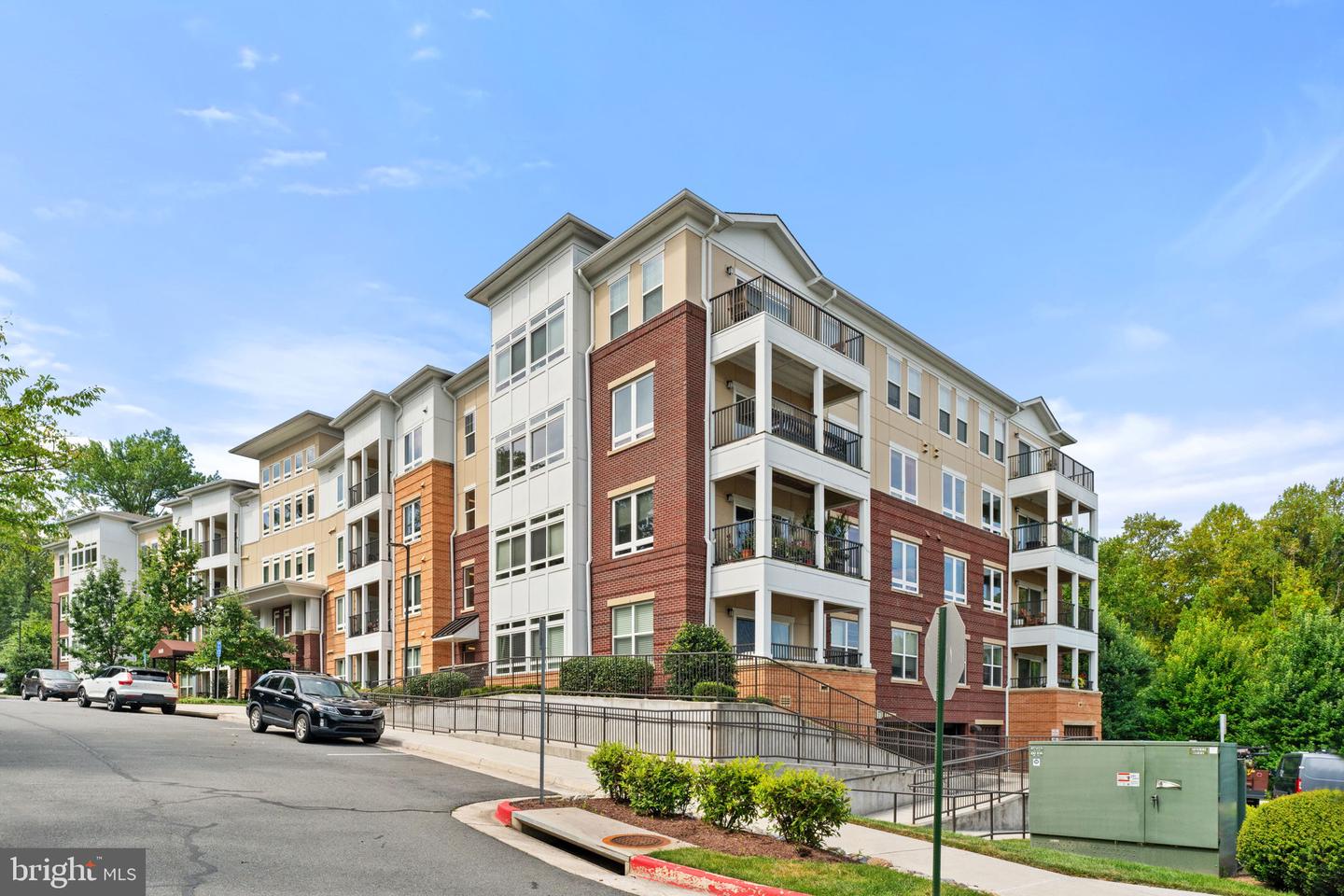 9450 SILVER KING CT #308, FAIRFAX, Virginia 22031, 1 Bedroom Bedrooms, 2 Rooms Rooms,1 BathroomBathrooms,Residential,For sale,9450 SILVER KING CT #308,VAFC2006858 MLS # VAFC2006858