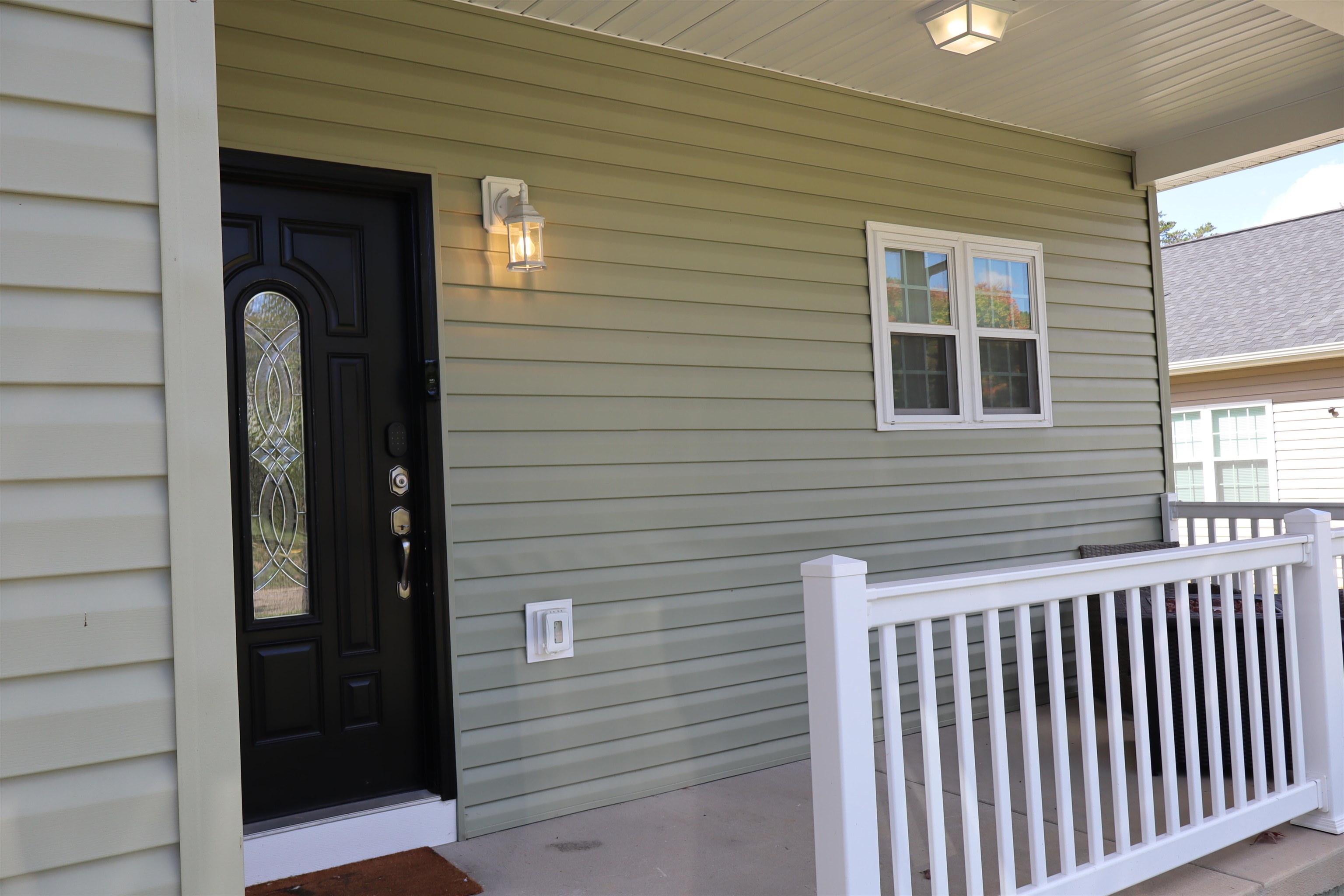 3255 CATALPA AVE, BUENA VISTA, Virginia 24416, 3 Bedrooms Bedrooms, ,2 BathroomsBathrooms,Residential,3255 CATALPA AVE,669889 MLS # 669889