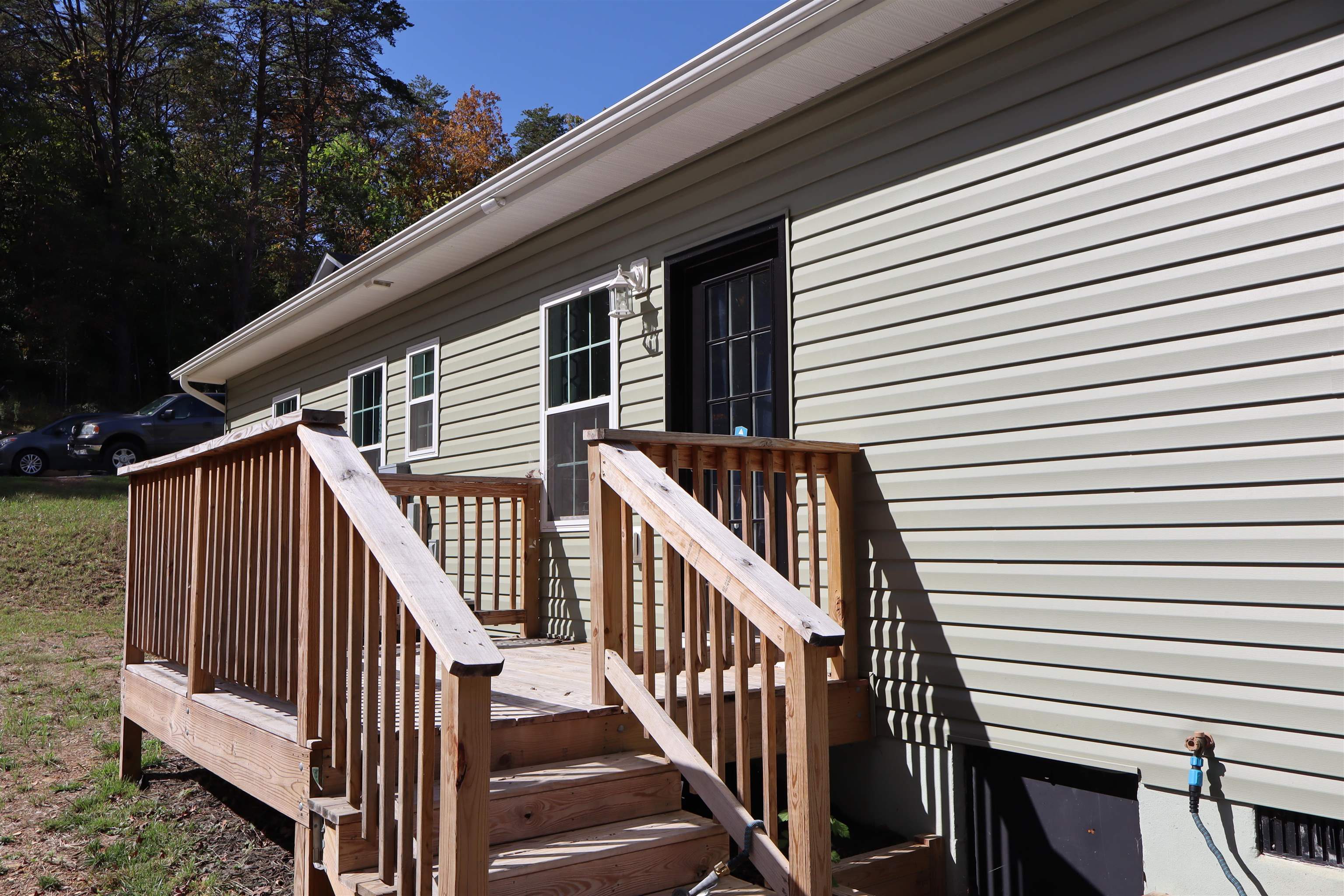 3255 CATALPA AVE, BUENA VISTA, Virginia 24416, 3 Bedrooms Bedrooms, ,2 BathroomsBathrooms,Residential,3255 CATALPA AVE,669889 MLS # 669889