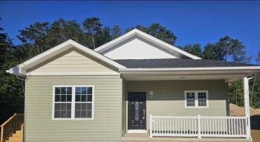 3255 CATALPA AVE, BUENA VISTA, Virginia 24416, 3 Bedrooms Bedrooms, ,2 BathroomsBathrooms,Residential,3255 CATALPA AVE,669889 MLS # 669889