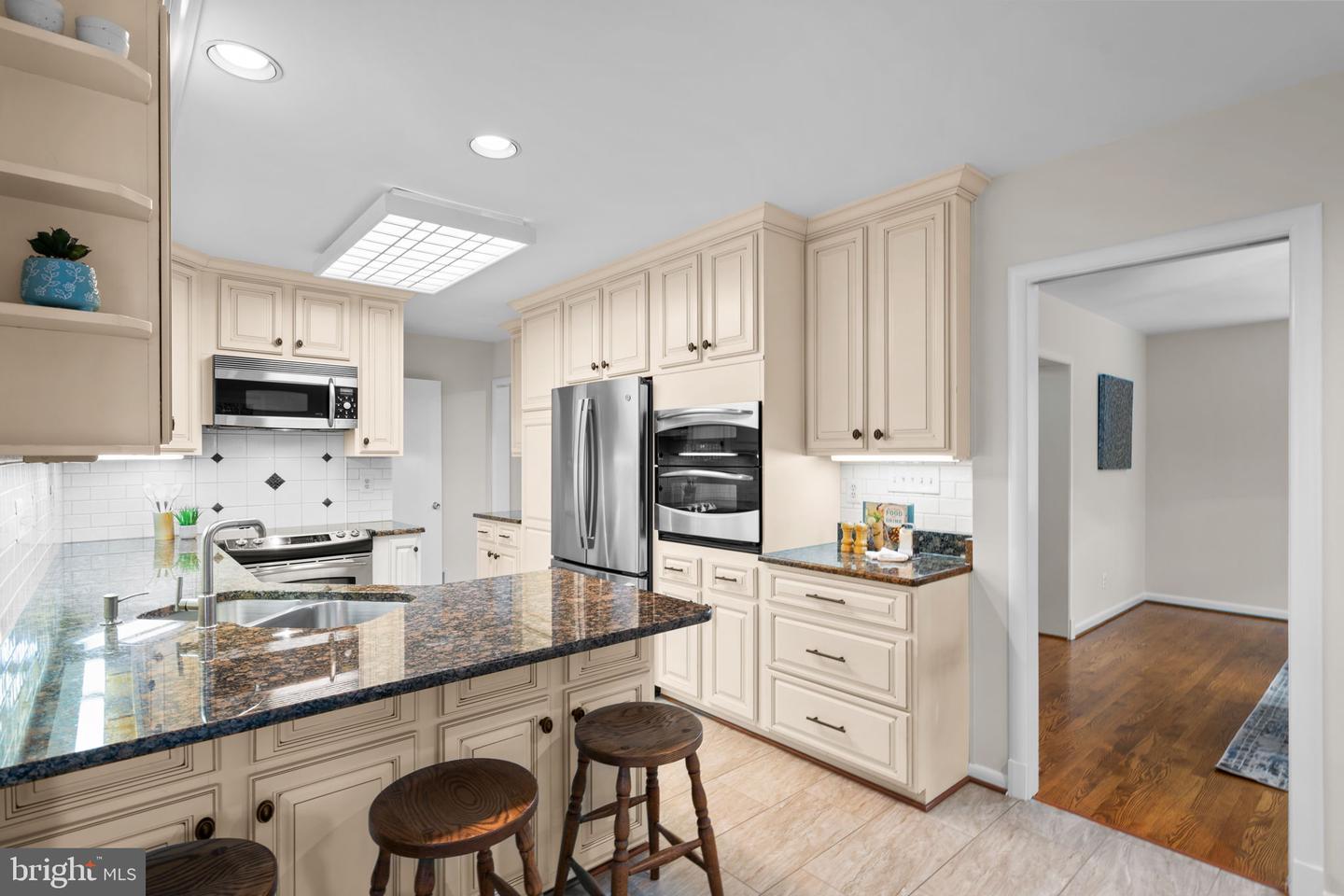 7426 TOWER ST, FALLS CHURCH, Virginia 22046, 4 Bedrooms Bedrooms, ,3 BathroomsBathrooms,Residential,For sale,7426 TOWER ST,VAFX2263222 MLS # VAFX2263222