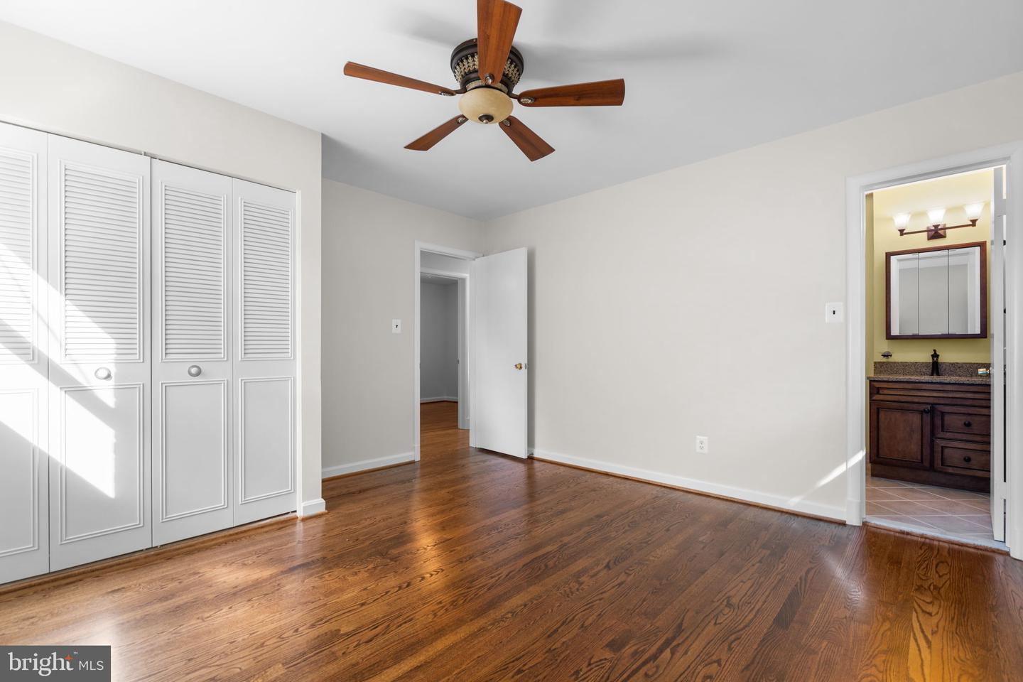 7426 TOWER ST, FALLS CHURCH, Virginia 22046, 4 Bedrooms Bedrooms, ,3 BathroomsBathrooms,Residential,For sale,7426 TOWER ST,VAFX2263222 MLS # VAFX2263222