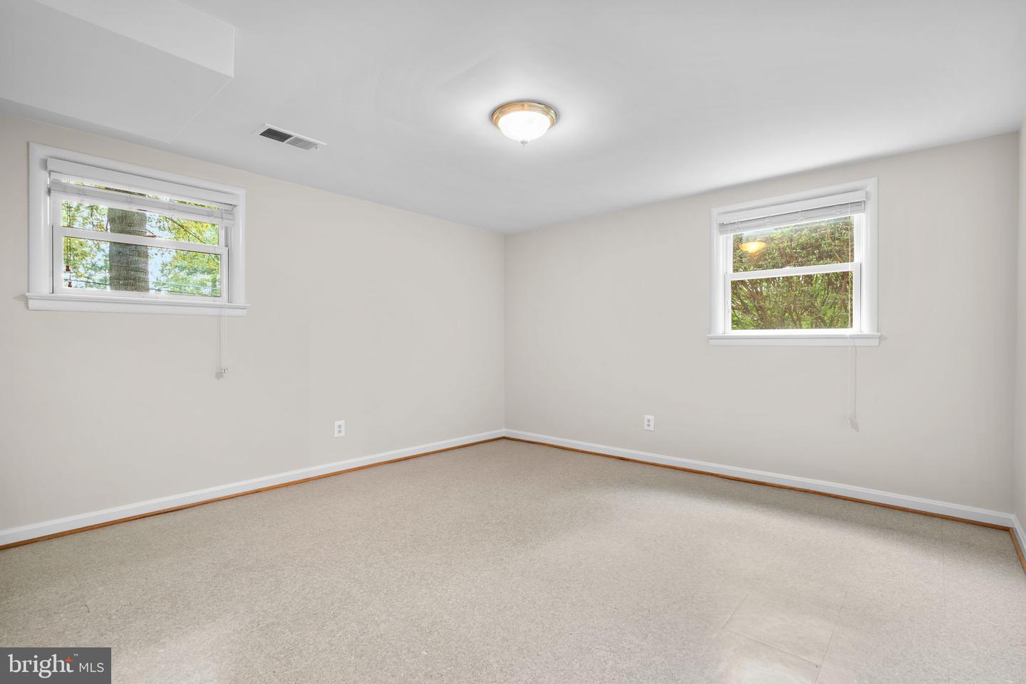 7426 TOWER ST, FALLS CHURCH, Virginia 22046, 4 Bedrooms Bedrooms, ,3 BathroomsBathrooms,Residential,For sale,7426 TOWER ST,VAFX2263222 MLS # VAFX2263222