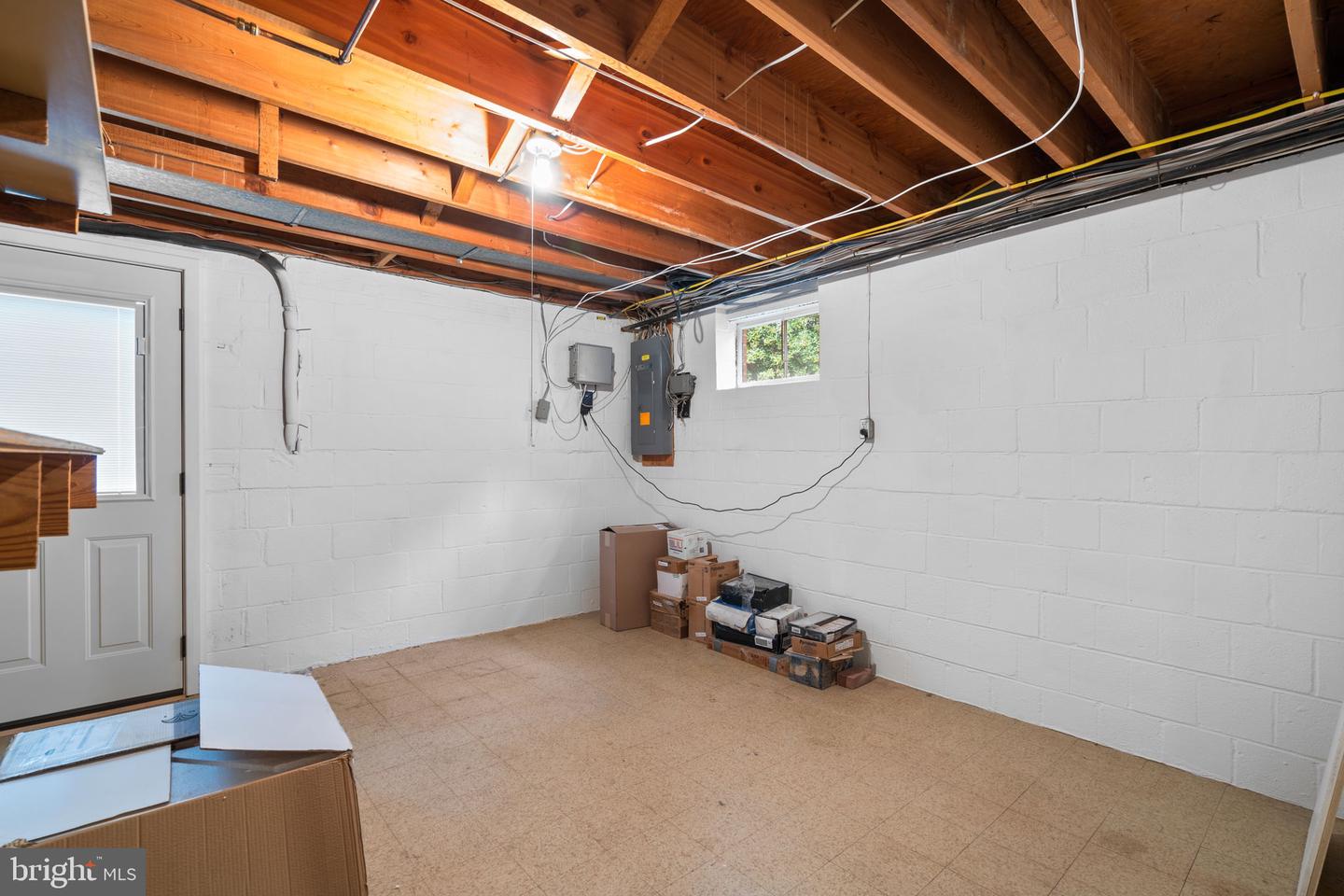 7426 TOWER ST, FALLS CHURCH, Virginia 22046, 4 Bedrooms Bedrooms, ,3 BathroomsBathrooms,Residential,For sale,7426 TOWER ST,VAFX2263222 MLS # VAFX2263222