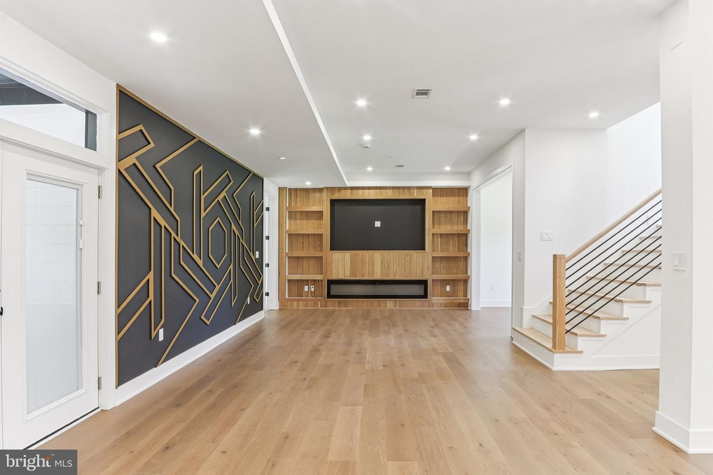 7927 ASHBORO DR, ALEXANDRIA, Virginia 22309, 5 Bedrooms Bedrooms, ,5 BathroomsBathrooms,Residential,For sale,7927 ASHBORO DR,VAFX2263234 MLS # VAFX2263234 7927 ASHBORO DR, ALEXANDRIA, Virginia 22309, 5 Bedrooms Bedrooms, ,5 BathroomsBathrooms,Residential,For sale,7927 ASHBORO DR,VAFX2263234 MLS # VAFX2263234