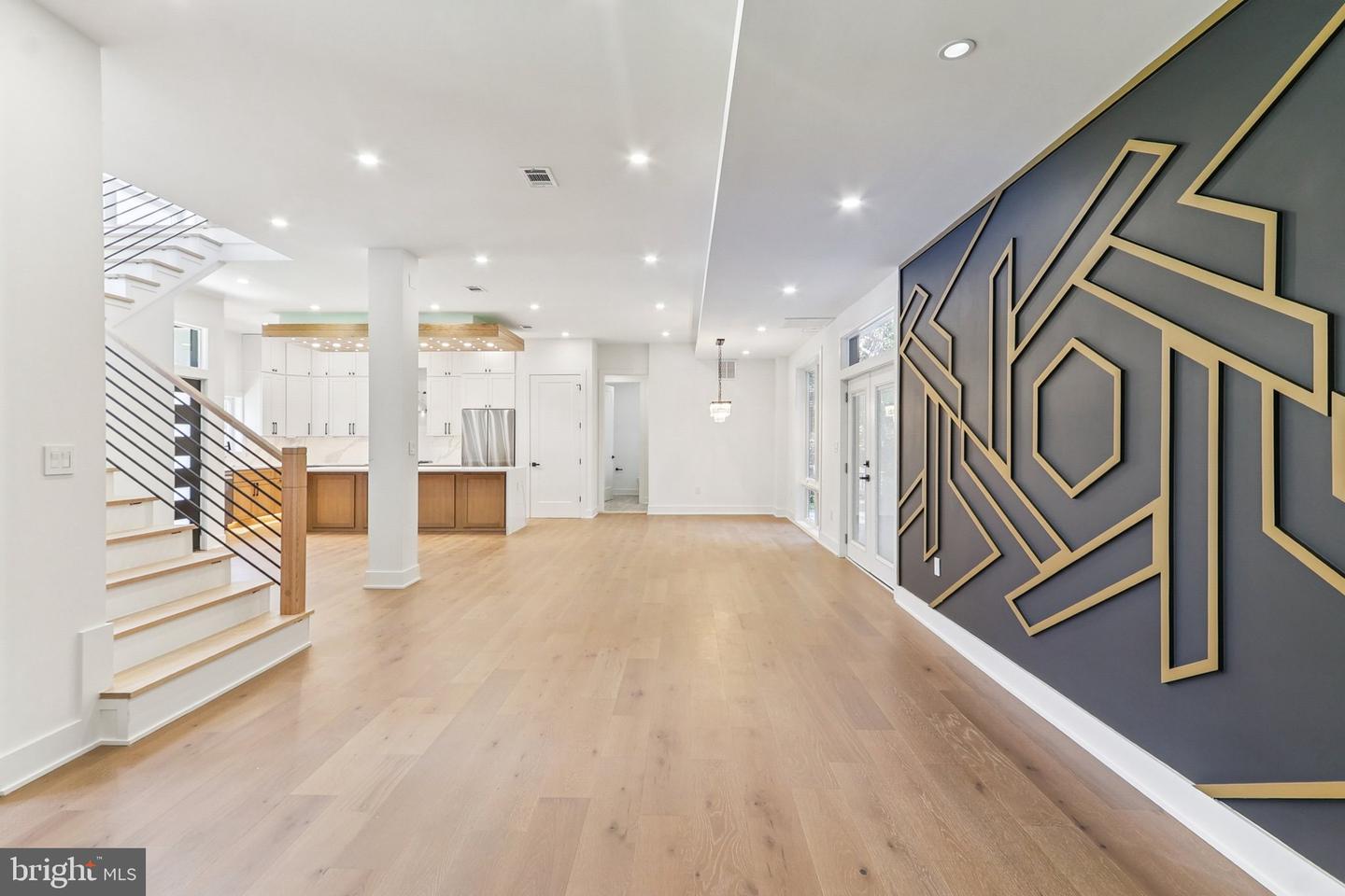 7927 ASHBORO DR, ALEXANDRIA, Virginia 22309, 5 Bedrooms Bedrooms, ,5 BathroomsBathrooms,Residential,For sale,7927 ASHBORO DR,VAFX2263234 MLS # VAFX2263234 7927 ASHBORO DR, ALEXANDRIA, Virginia 22309, 5 Bedrooms Bedrooms, ,5 BathroomsBathrooms,Residential,For sale,7927 ASHBORO DR,VAFX2263234 MLS # VAFX2263234