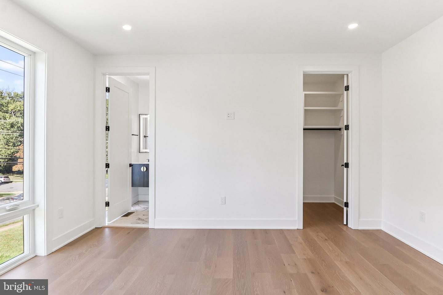 7927 ASHBORO DR, ALEXANDRIA, Virginia 22309, 5 Bedrooms Bedrooms, ,5 BathroomsBathrooms,Residential,For sale,7927 ASHBORO DR,VAFX2263234 MLS # VAFX2263234 7927 ASHBORO DR, ALEXANDRIA, Virginia 22309, 5 Bedrooms Bedrooms, ,5 BathroomsBathrooms,Residential,For sale,7927 ASHBORO DR,VAFX2263234 MLS # VAFX2263234