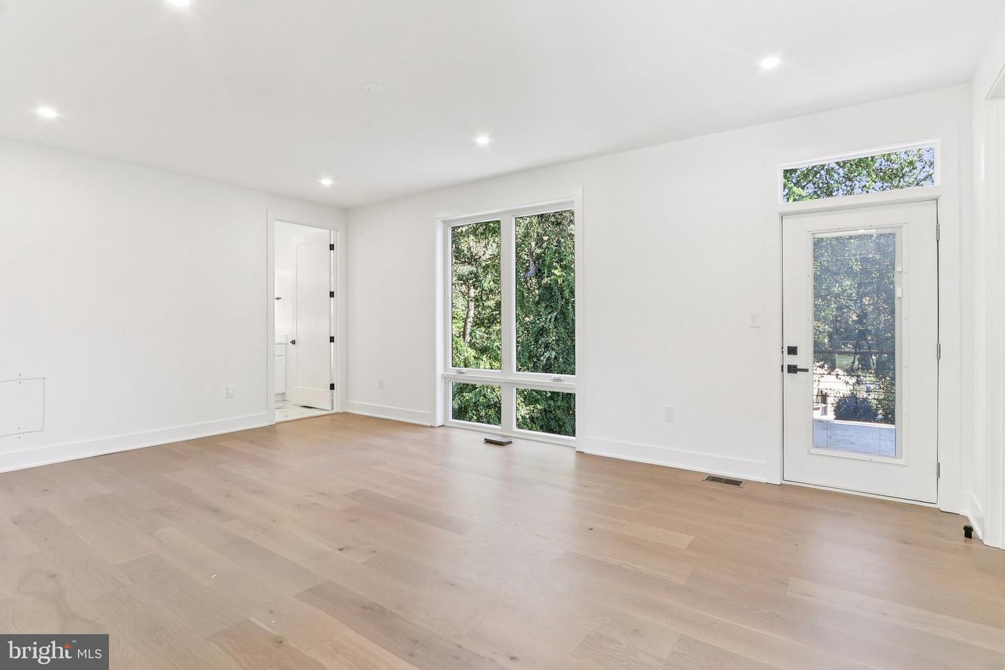 7927 ASHBORO DR, ALEXANDRIA, Virginia 22309, 5 Bedrooms Bedrooms, ,5 BathroomsBathrooms,Residential,For sale,7927 ASHBORO DR,VAFX2263234 MLS # VAFX2263234 7927 ASHBORO DR, ALEXANDRIA, Virginia 22309, 5 Bedrooms Bedrooms, ,5 BathroomsBathrooms,Residential,For sale,7927 ASHBORO DR,VAFX2263234 MLS # VAFX2263234