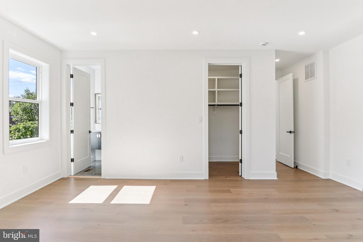 7927 ASHBORO DR, ALEXANDRIA, Virginia 22309, 5 Bedrooms Bedrooms, ,5 BathroomsBathrooms,Residential,For sale,7927 ASHBORO DR,VAFX2263234 MLS # VAFX2263234 7927 ASHBORO DR, ALEXANDRIA, Virginia 22309, 5 Bedrooms Bedrooms, ,5 BathroomsBathrooms,Residential,For sale,7927 ASHBORO DR,VAFX2263234 MLS # VAFX2263234