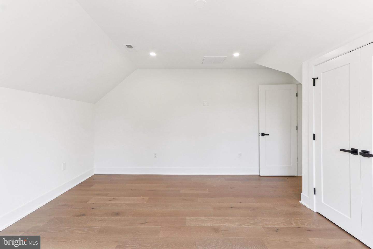 7927 ASHBORO DR, ALEXANDRIA, Virginia 22309, 5 Bedrooms Bedrooms, ,5 BathroomsBathrooms,Residential,For sale,7927 ASHBORO DR,VAFX2263234 MLS # VAFX2263234 7927 ASHBORO DR, ALEXANDRIA, Virginia 22309, 5 Bedrooms Bedrooms, ,5 BathroomsBathrooms,Residential,For sale,7927 ASHBORO DR,VAFX2263234 MLS # VAFX2263234