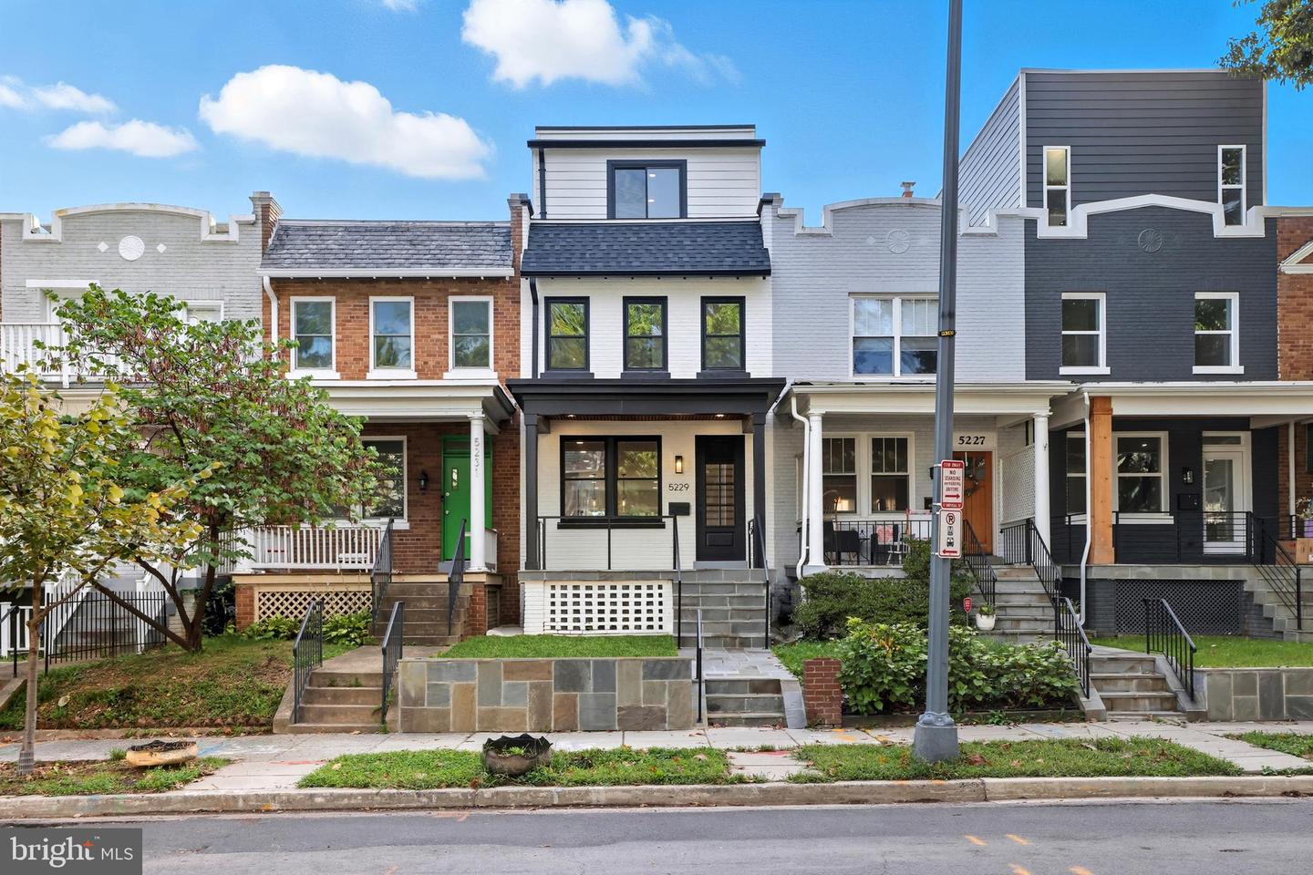 5229 5TH ST NW, WASHINGTON, District Of Columbia 20011, 4 Bedrooms Bedrooms, ,4 BathroomsBathrooms,Residential,For sale,5229 5TH ST NW,DCDC2217048 MLS # DCDC2217048