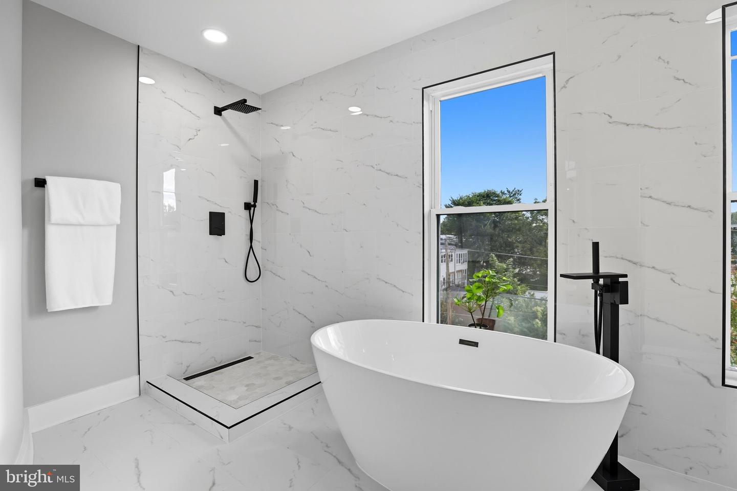 5229 5TH ST NW, WASHINGTON, District Of Columbia 20011, 4 Bedrooms Bedrooms, ,4 BathroomsBathrooms,Residential,For sale,5229 5TH ST NW,DCDC2217048 MLS # DCDC2217048