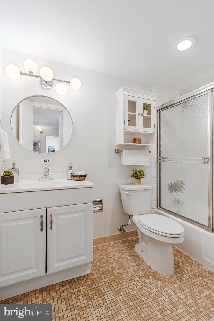 1280 21ST ST NW #506, WASHINGTON, District Of Columbia 20036, 1 Bedroom Bedrooms, ,1 BathroomBathrooms,Residential,For sale,1280 21ST ST NW #506,DCDC2217164 MLS # DCDC2217164