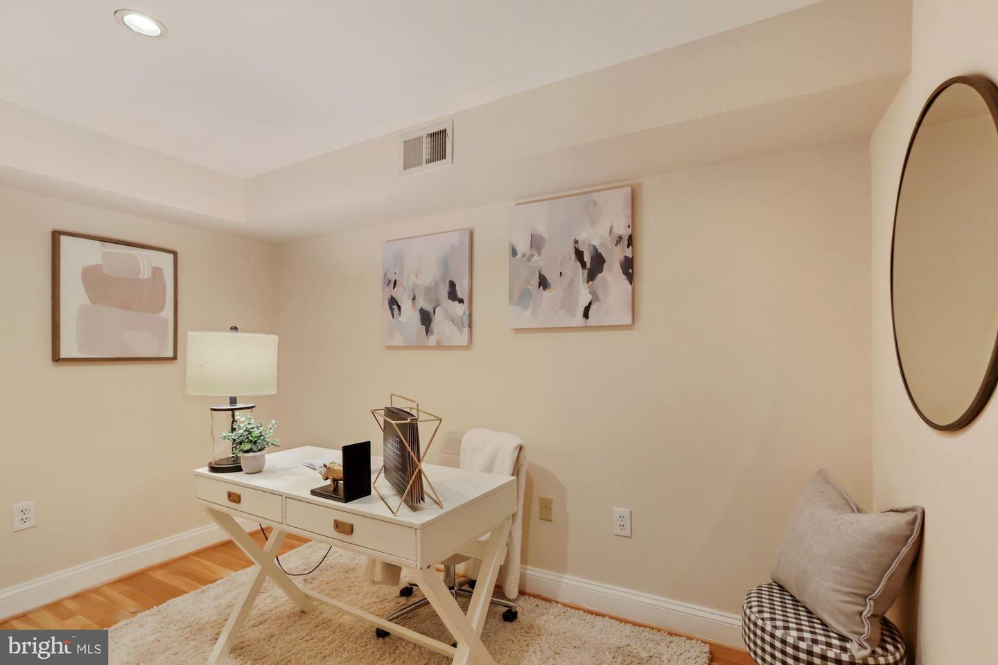 1713 18TH ST NW #B, WASHINGTON, District Of Columbia 20009, 2 Bedrooms Bedrooms, ,1 BathroomBathrooms,Residential,For sale,1713 18TH ST NW #B,DCDC2217372 MLS # DCDC2217372