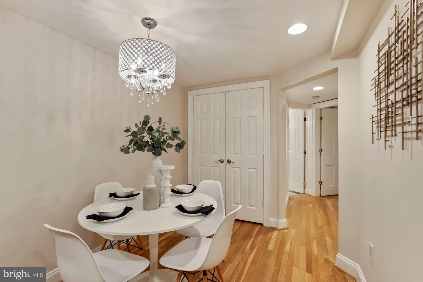 1713 18TH ST NW #B, WASHINGTON, District Of Columbia 20009, 2 Bedrooms Bedrooms, ,1 BathroomBathrooms,Residential,For sale,1713 18TH ST NW #B,DCDC2217372 MLS # DCDC2217372