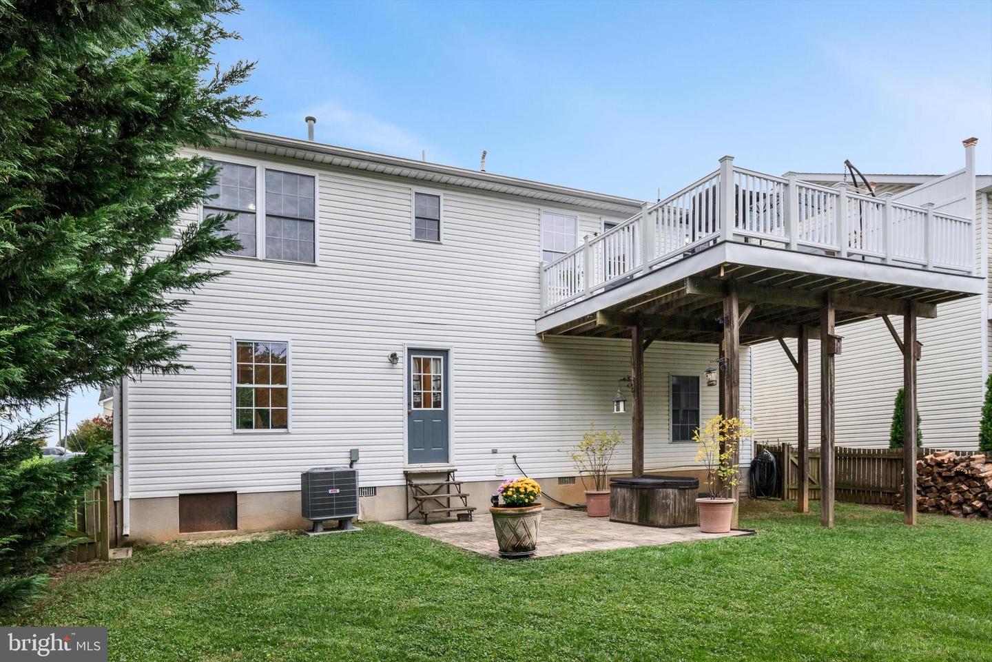290 GREEN ST, WINCHESTER, Virginia 22601, 4 Bedrooms Bedrooms, ,3 BathroomsBathrooms,Residential,For sale,290 GREEN ST,VAWI2008996 MLS # VAWI2008996