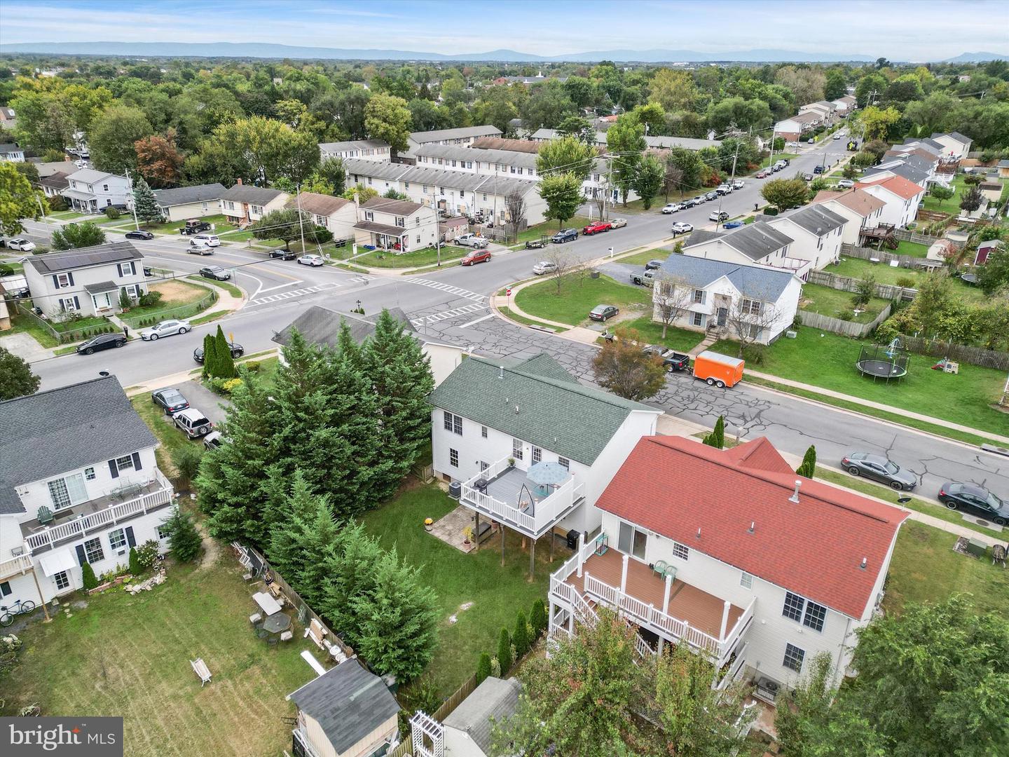 290 GREEN ST, WINCHESTER, Virginia 22601, 4 Bedrooms Bedrooms, ,3 BathroomsBathrooms,Residential,For sale,290 GREEN ST,VAWI2008996 MLS # VAWI2008996