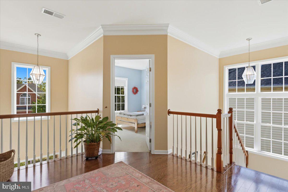 42276 MAGISTRATE CT, CHANTILLY, Virginia 20152, 4 Bedrooms Bedrooms, ,3 BathroomsBathrooms,Residential,For sale,42276 MAGISTRATE CT,VALO2105762 MLS # VALO2105762