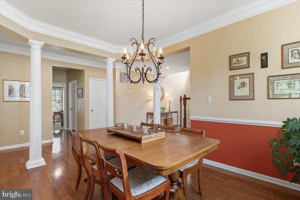 42276 MAGISTRATE CT, CHANTILLY, Virginia 20152, 4 Bedrooms Bedrooms, ,3 BathroomsBathrooms,Residential,For sale,42276 MAGISTRATE CT,VALO2105762 MLS # VALO2105762
