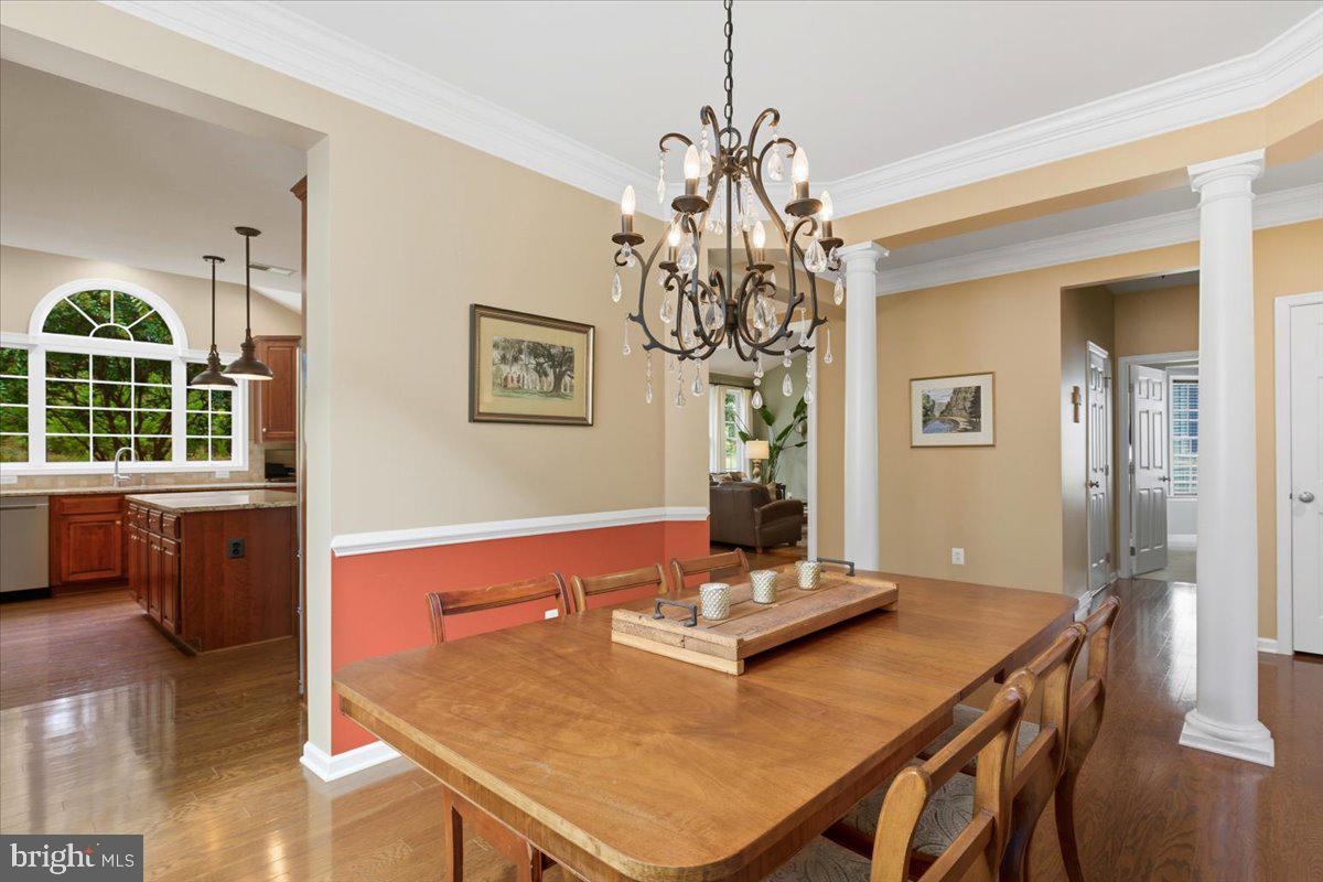 42276 MAGISTRATE CT, CHANTILLY, Virginia 20152, 4 Bedrooms Bedrooms, ,3 BathroomsBathrooms,Residential,For sale,42276 MAGISTRATE CT,VALO2105762 MLS # VALO2105762