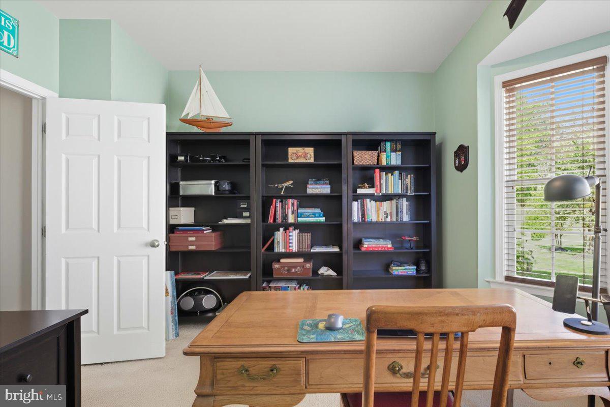 42276 MAGISTRATE CT, CHANTILLY, Virginia 20152, 4 Bedrooms Bedrooms, ,3 BathroomsBathrooms,Residential,For sale,42276 MAGISTRATE CT,VALO2105762 MLS # VALO2105762