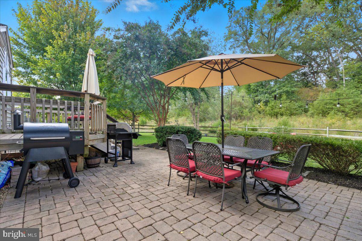 42276 MAGISTRATE CT, CHANTILLY, Virginia 20152, 4 Bedrooms Bedrooms, ,3 BathroomsBathrooms,Residential,For sale,42276 MAGISTRATE CT,VALO2105762 MLS # VALO2105762
