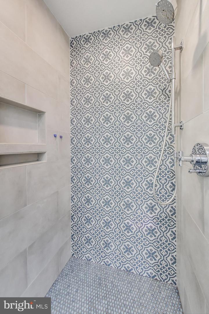 917 HAMLIN ST NE, WASHINGTON, District Of Columbia 20017, 3 Bedrooms Bedrooms, ,2 BathroomsBathrooms,Residential,For sale,917 HAMLIN ST NE,DCDC2220412 MLS # DCDC2220412