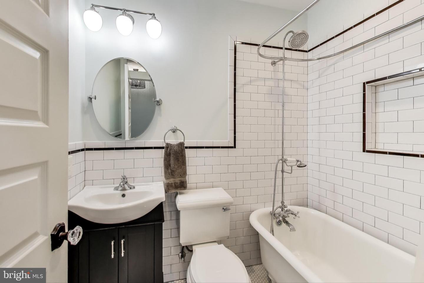 917 HAMLIN ST NE, WASHINGTON, District Of Columbia 20017, 3 Bedrooms Bedrooms, ,2 BathroomsBathrooms,Residential,For sale,917 HAMLIN ST NE,DCDC2220412 MLS # DCDC2220412
