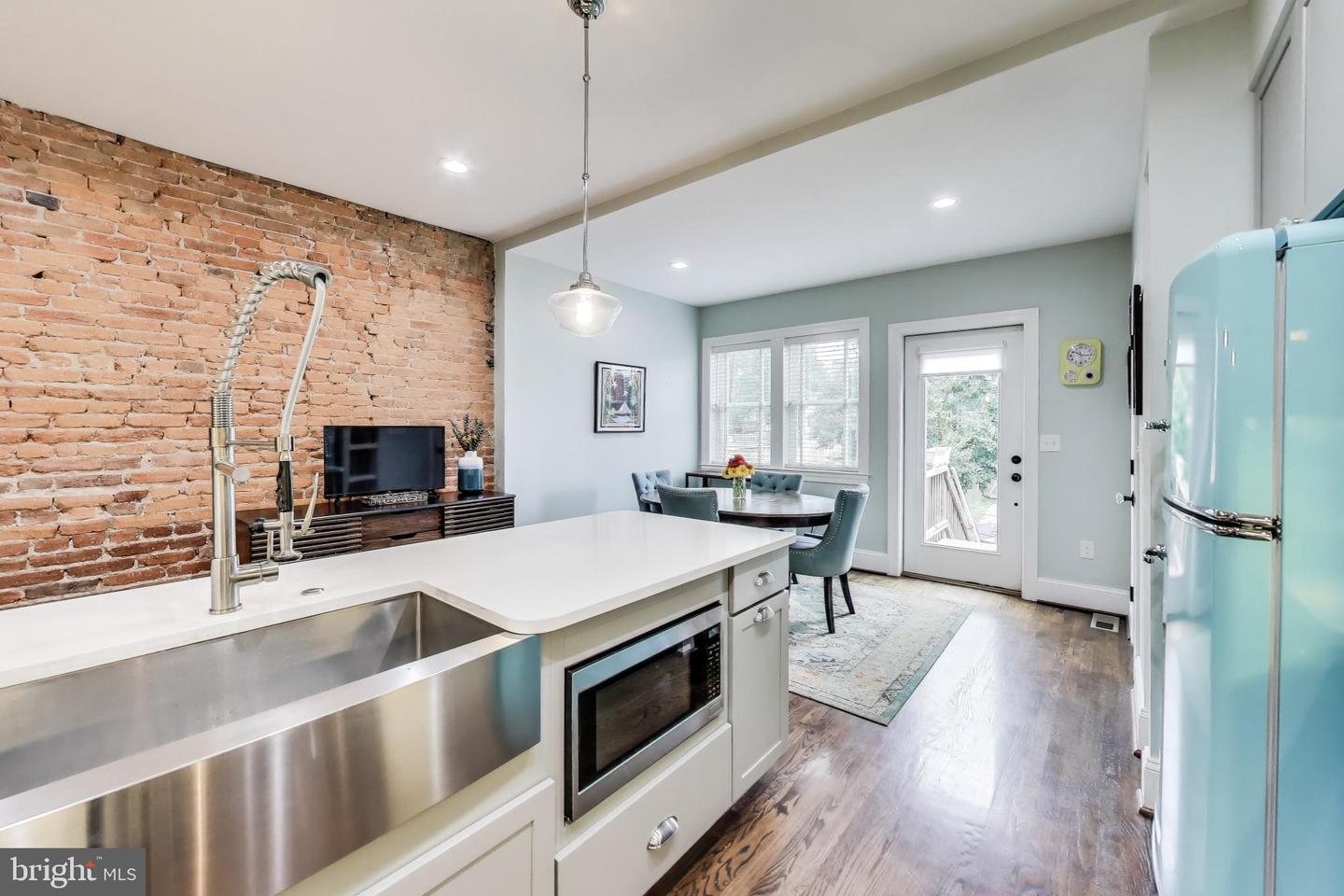 917 HAMLIN ST NE, WASHINGTON, District Of Columbia 20017, 3 Bedrooms Bedrooms, ,2 BathroomsBathrooms,Residential,For sale,917 HAMLIN ST NE,DCDC2220412 MLS # DCDC2220412